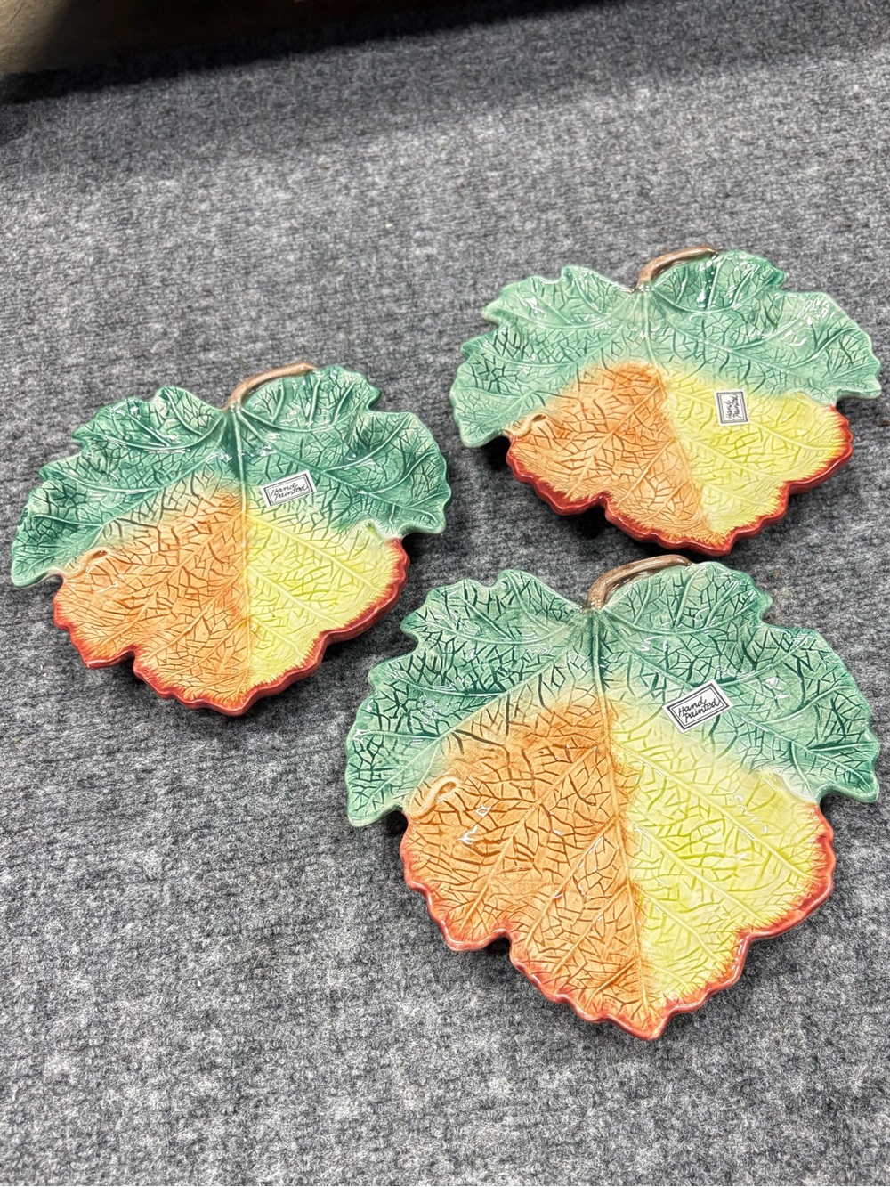 5 (2pics)Fitz and Floyd Heritage Maple Leaf Serveware Hand Painted Plates